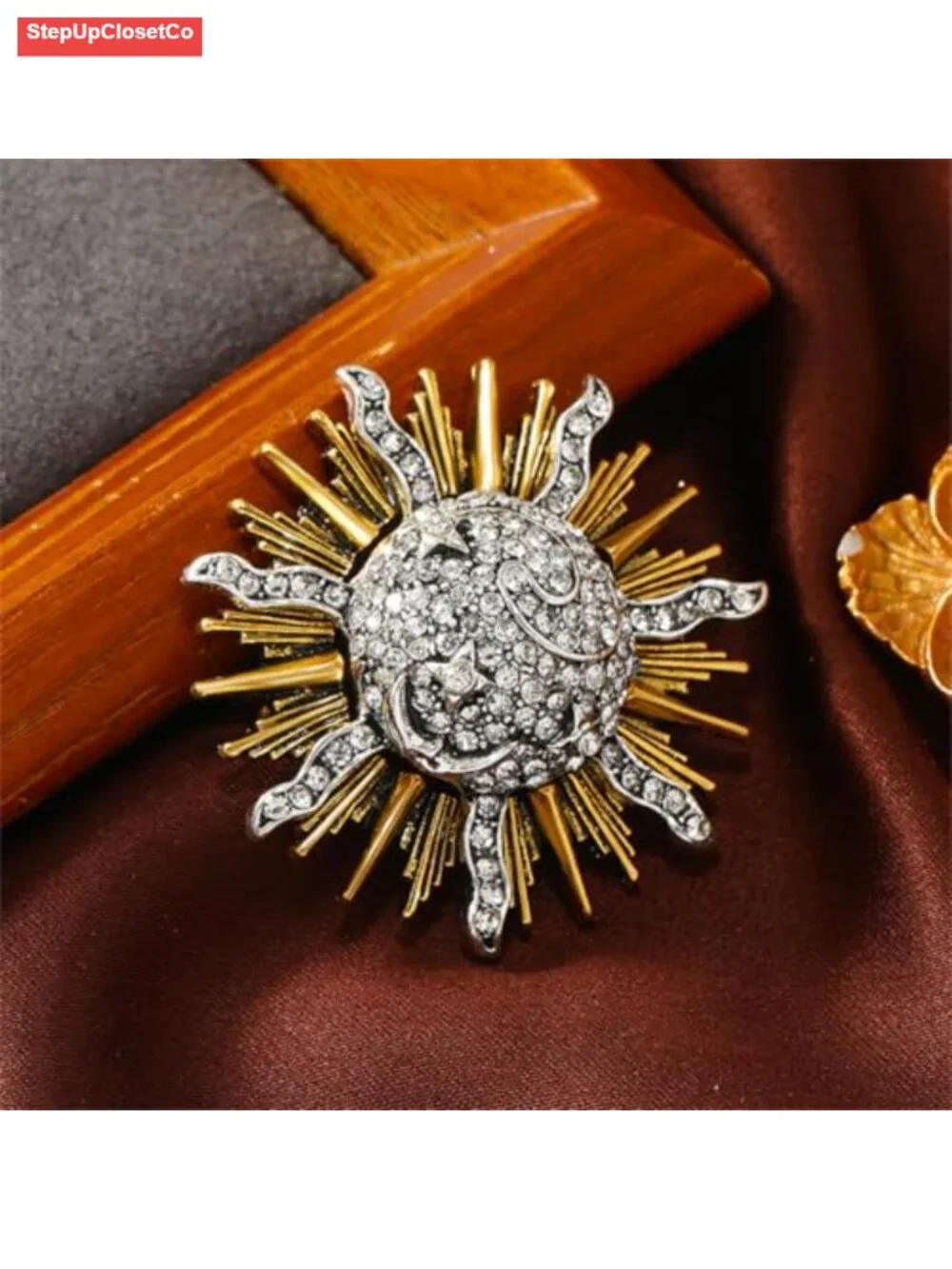 Vintage Sun Brooch Pin, Zinc Alloy with Cubic Zirconia, Unisex Jewelry Gift